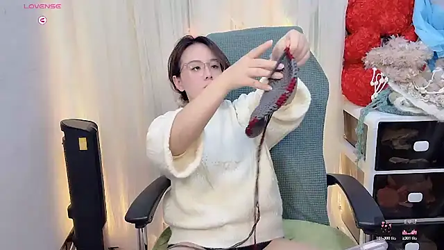 NEWONETO live sex cam