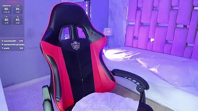 ThanaSaadi live sex cam