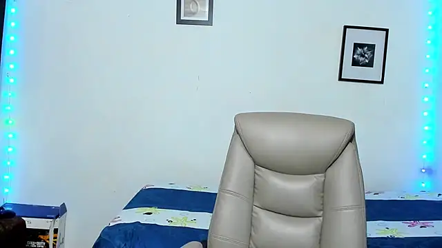 babymaik live sex cam