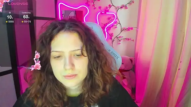 Anora_Miller's cam snapshot