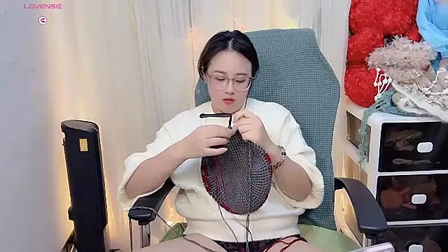 NEWONETO live sex cam