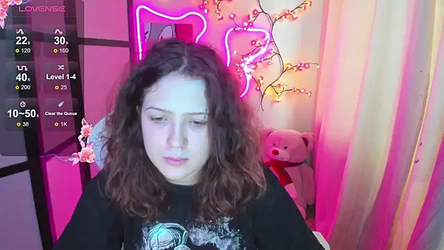 Anora_Miller's cam snapshot