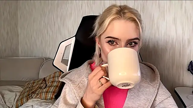 DayleSileo's cam snapshot