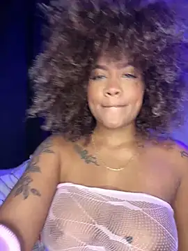 riri_brunnete live sex cam