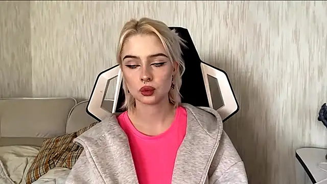 DayleSileo's cam snapshot