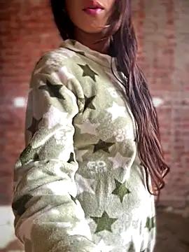 4U143's cam snapshot