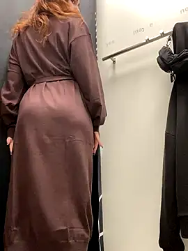 QuitieLia live sex cam