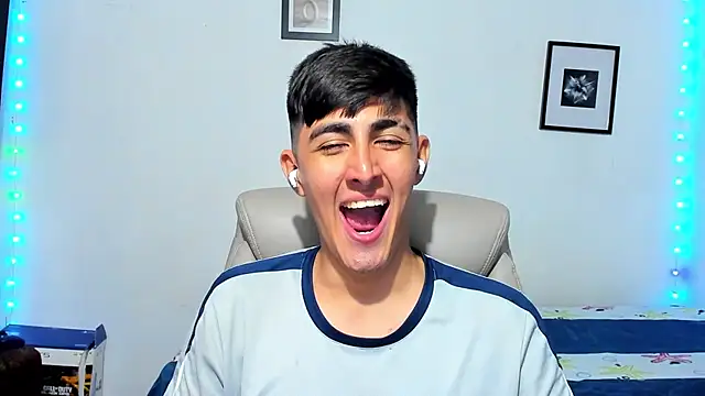 babymaik live sex cam