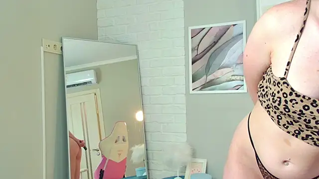 JulliRoss's cam snapshot