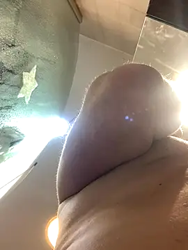 Bigtoyaddict live sex cam