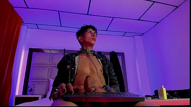 Maximo_king25 live sex cam