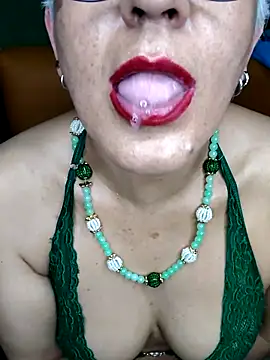 ilonna2025's cam snapshot