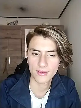 Alann_sr live sex cam