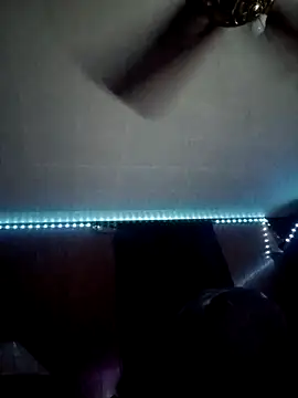 RobStrokes215's cam snapshot