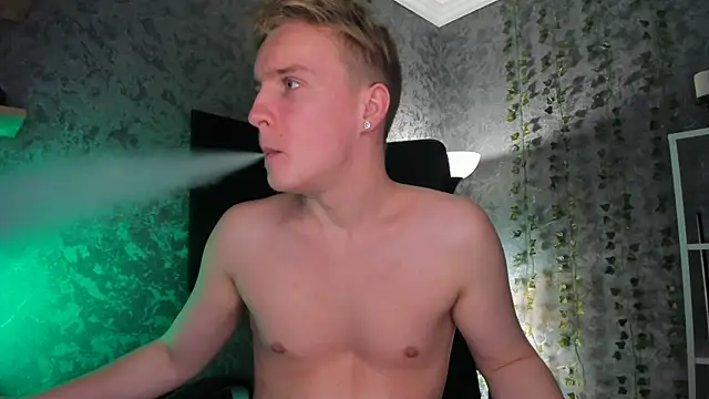 AlexxSweet's cam snapshot