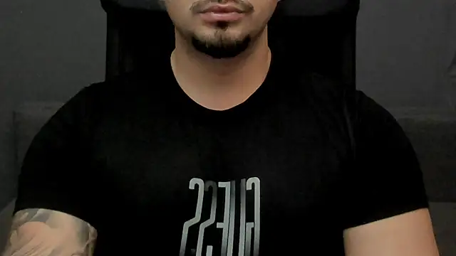 TonyWilcox live sex cam