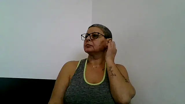 roseblak42 live sex cam