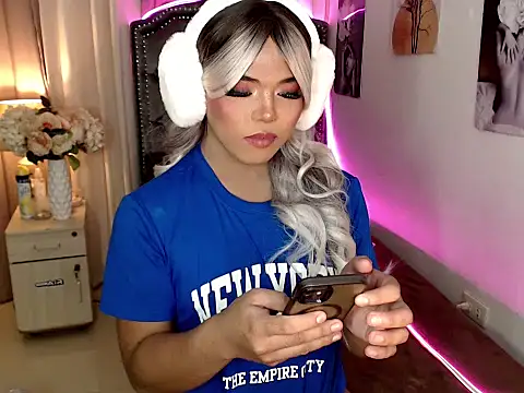 Heaven_Cock live sex cam