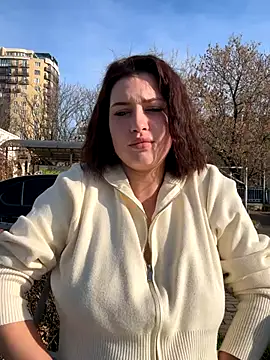 KikiWatson live sex cam