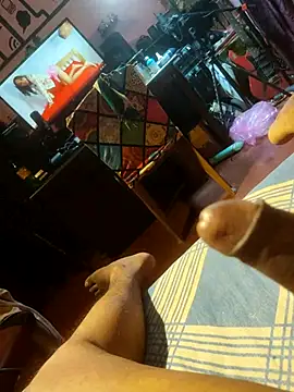 Rajagsmi98's cam snapshot