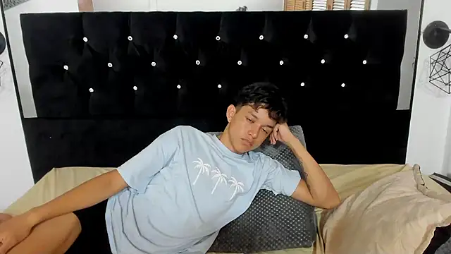 jisuscat live sex cam