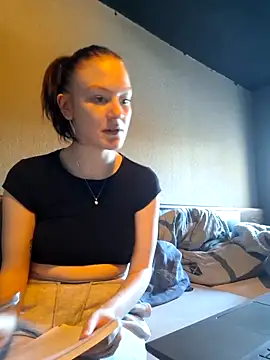 Lilly_hase live sex cam