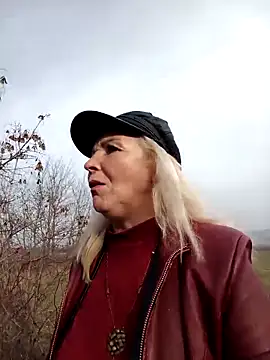 CassandraSandra44 live sex cam