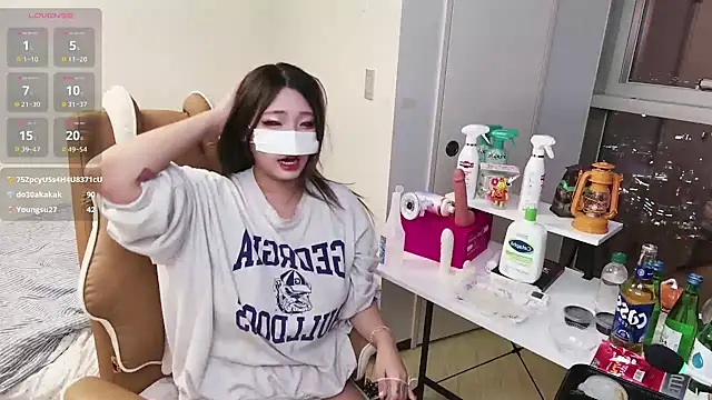 Milk_Sola live sex cam