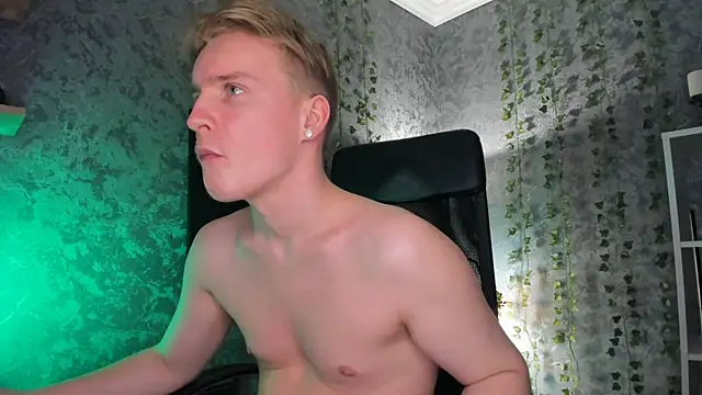 AlexxSweet live sex cam