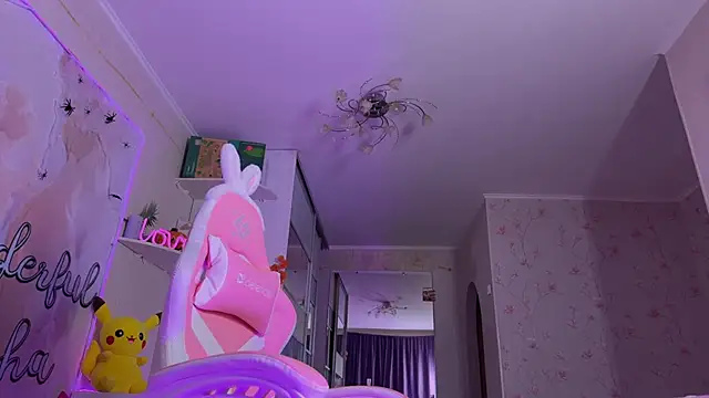 CheekySashaCharm's cam snapshot