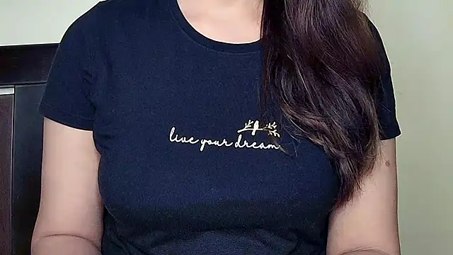 Naina_For_You live sex cam