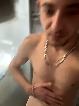 Crevette311 live sex cam