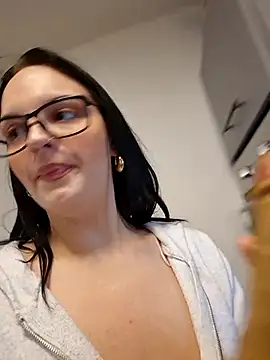 JUJUICY- live sex cam