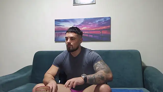 Tiberius_hunk live sex cam