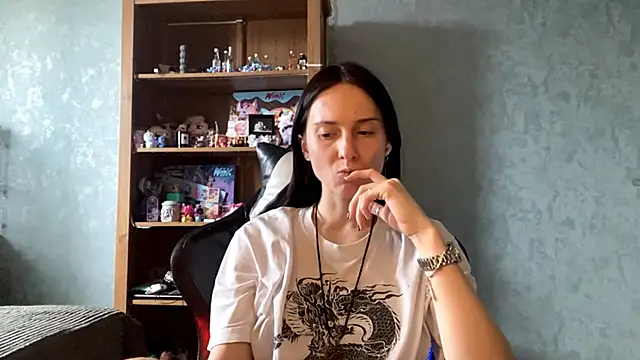 CyberAIice's cam snapshot