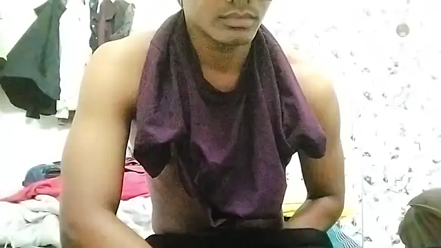 Rahulisagoodguy live sex cam