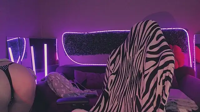 SandraBoyl's cam snapshot