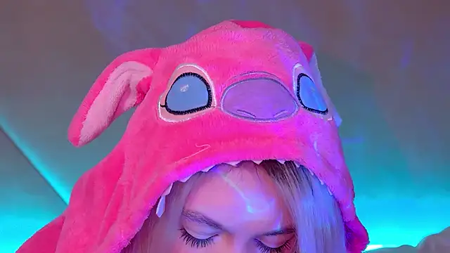 AnnaDelon live sex cam