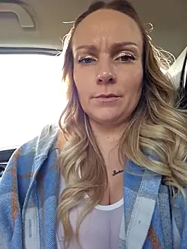 Bondgirl_013 live sex cam