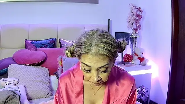 EvelinaGrey live sex cam