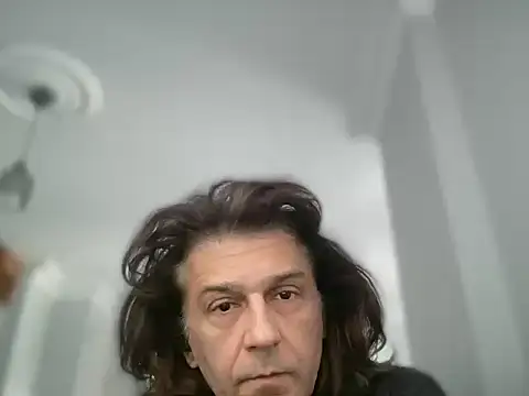 ALPHANDRE live sex cam