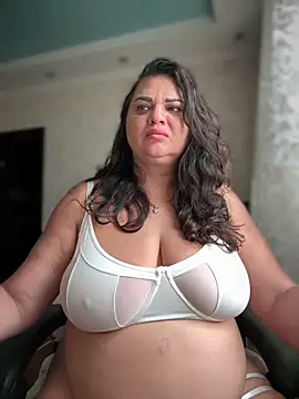 littleRikka live sex cam