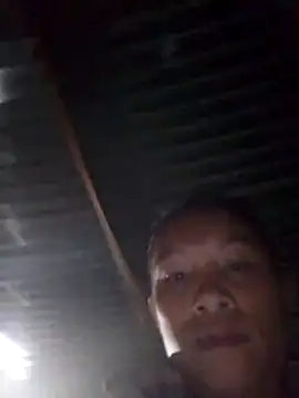 simi-lucy's cam snapshot