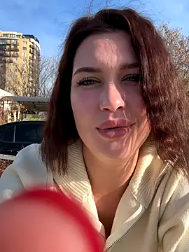 KikiWatson live sex cam