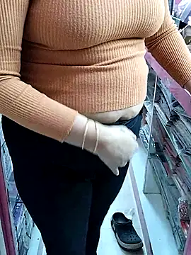 QueenHaryanaa live sex cam