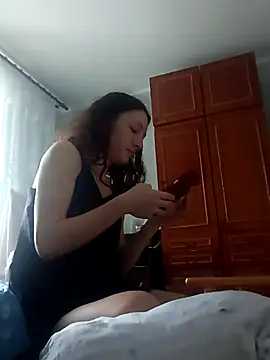 AlisKiv's cam snapshot