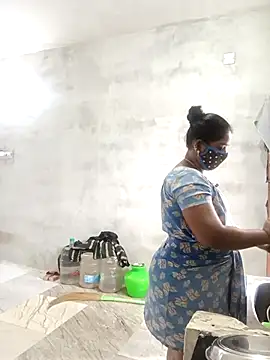 MaaliiiPonuTamil live sex cam