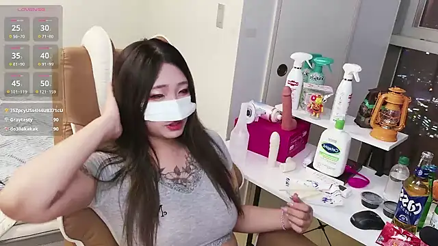 Milk_Sola live sex cam