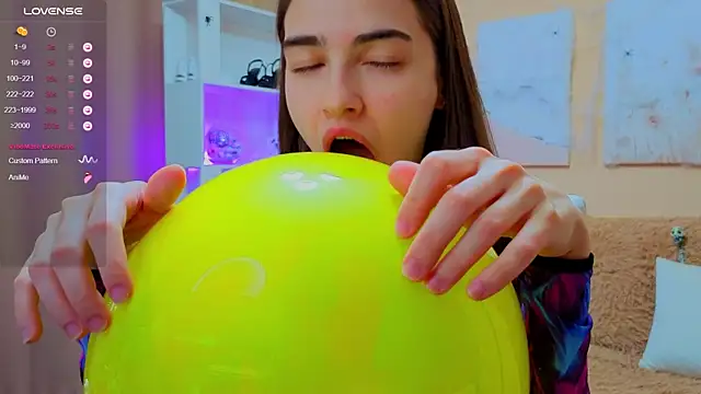 AstoriyaNight live sex cam