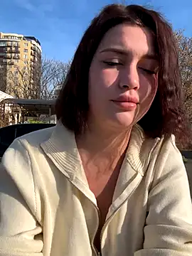 KikiWatson live sex cam